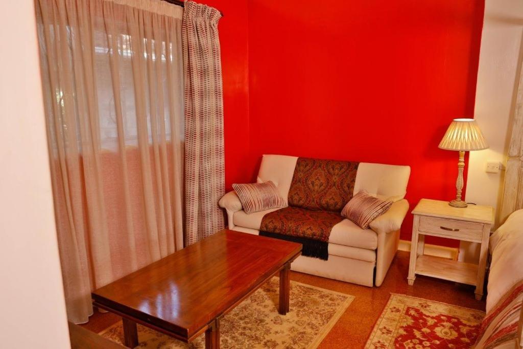 Zereniti House Hotel Muyaka Eksteriør billede