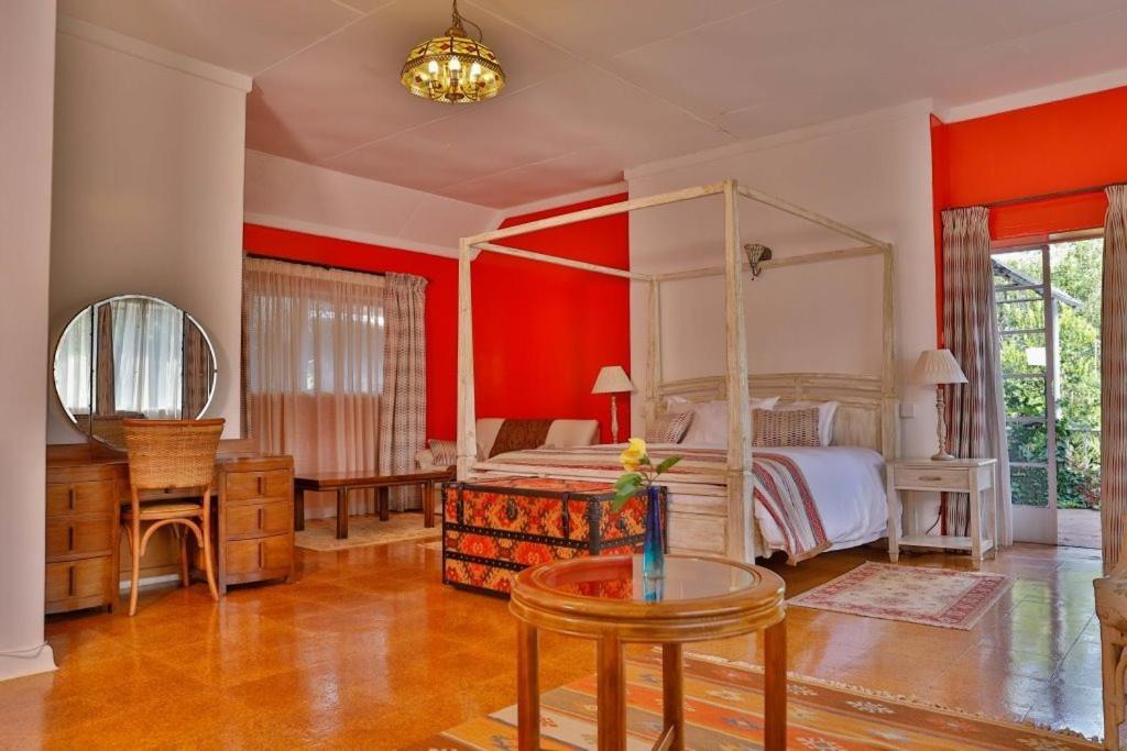 Zereniti House Hotel Muyaka Eksteriør billede